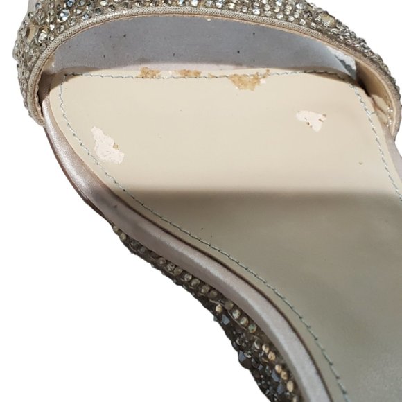 Betsey Johnson - Picture 8 of 9